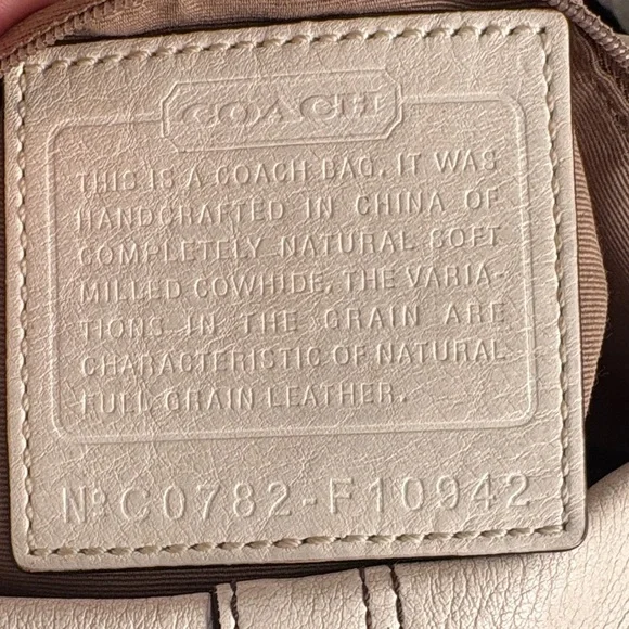 COACH Vintage Hobo Leather C0782-F10942 in EUC - Picture 10 of 12